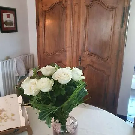 Le Vallis Curans Apartment *
